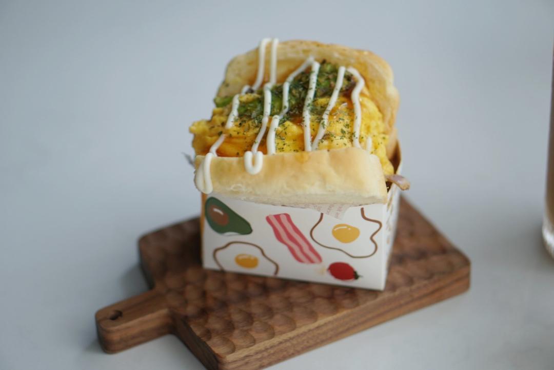 网红EGG DROP芝士厚蛋烧三明治 🥪『平底锅美食』