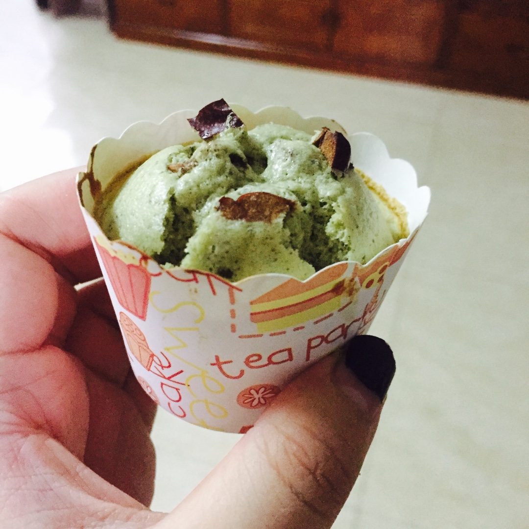 烤箱做蛋糕（戚风蛋糕的做法）