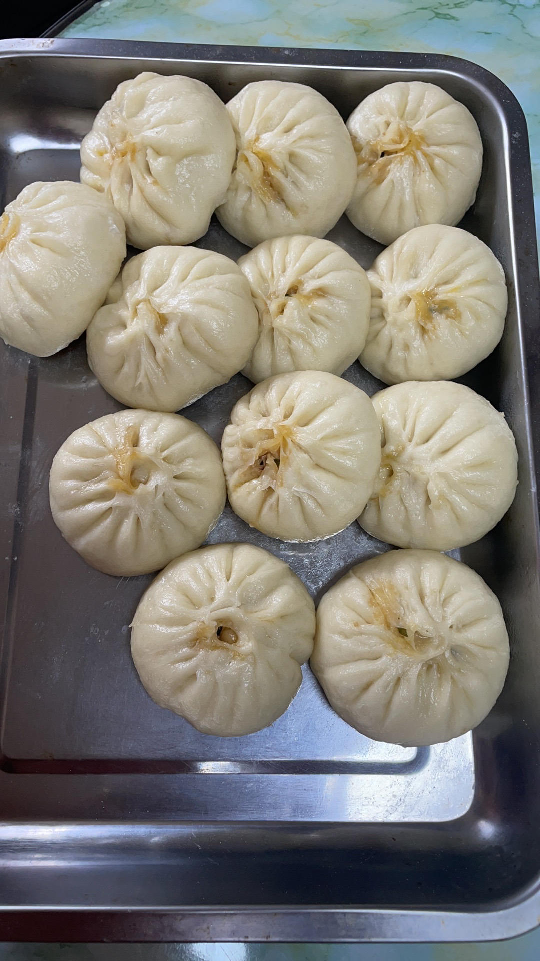 暄软可口的豆沙包