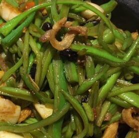 扁豆角丝炒肉