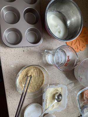 烤杯子蛋糕~纯玉米红豆薏米面蛋糕(粗粮细作，无糖)的做法 步骤4