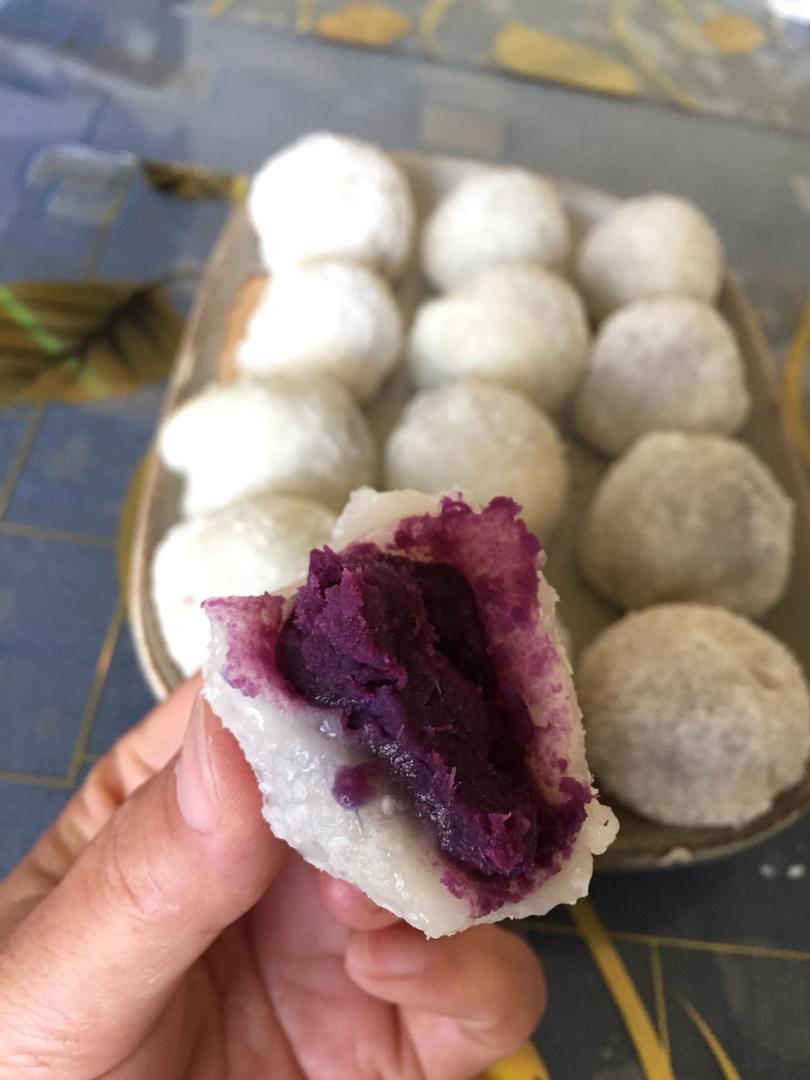 自制糯米糍（花生黑芝麻和豆沙夹心）