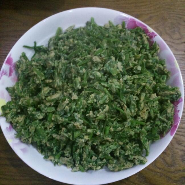 鸡蛋艾菜的做法