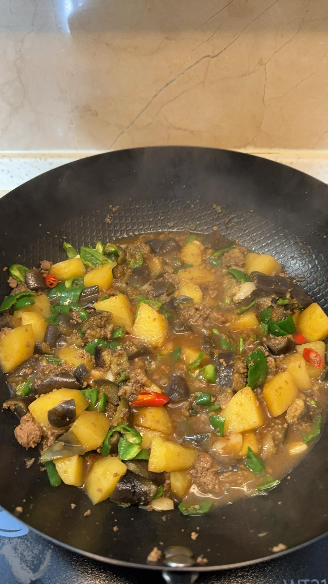 土豆炖茄子(东北菜)