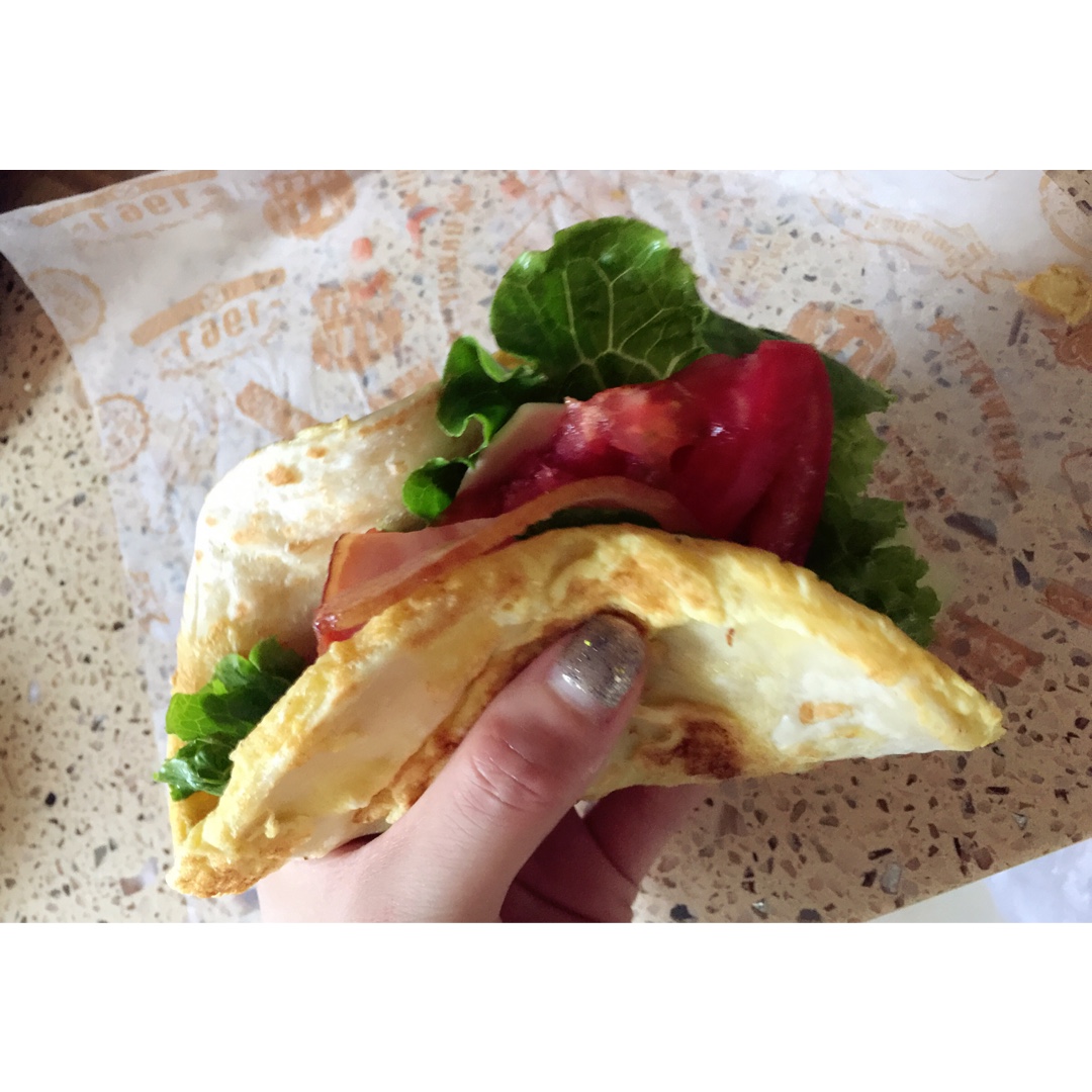 鸡蛋灌饼