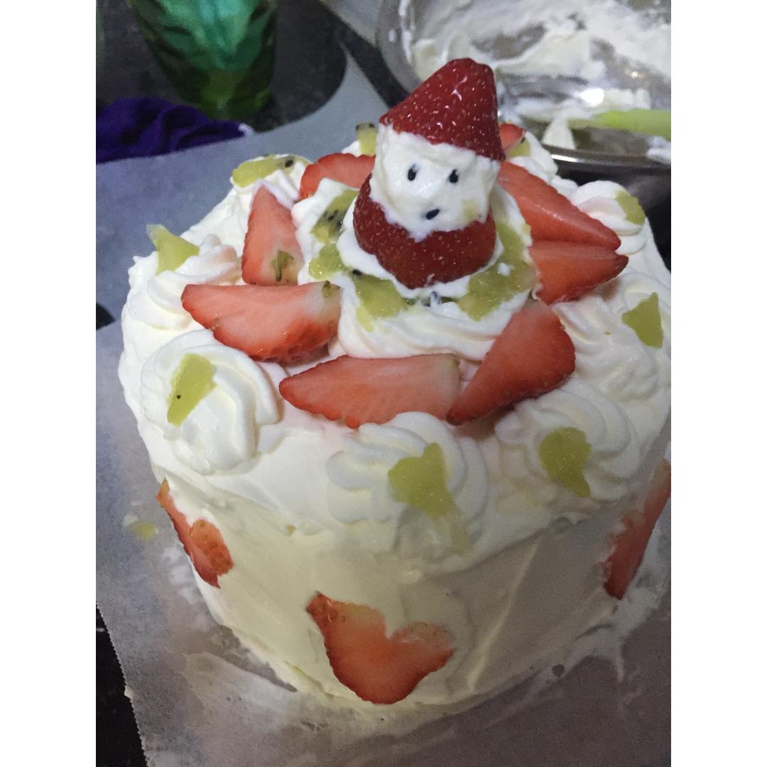 奶油水果装饰蛋糕