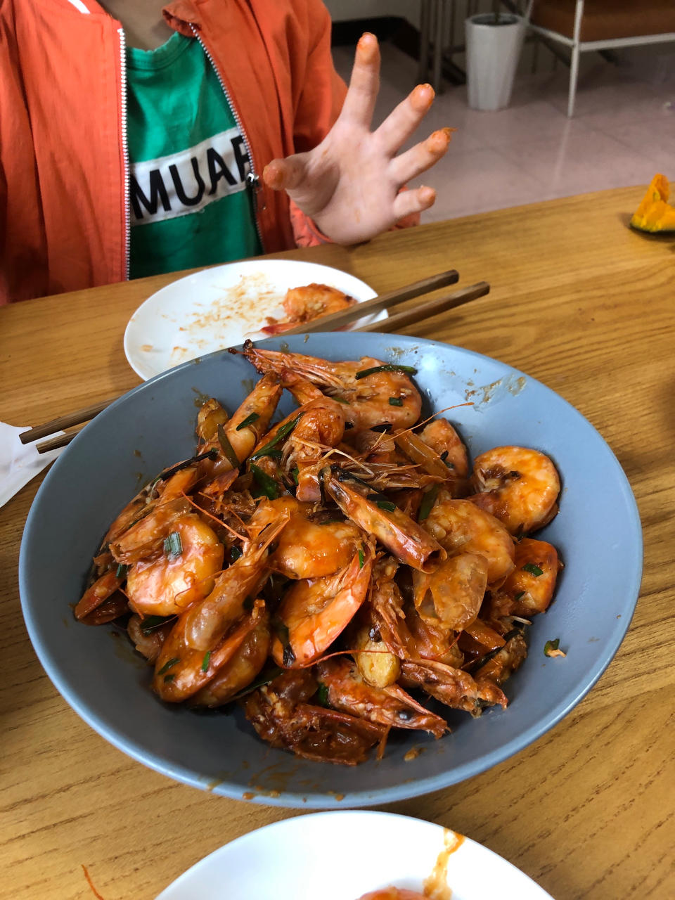 10分钟搞定，好吃到舔手指的油焖大虾