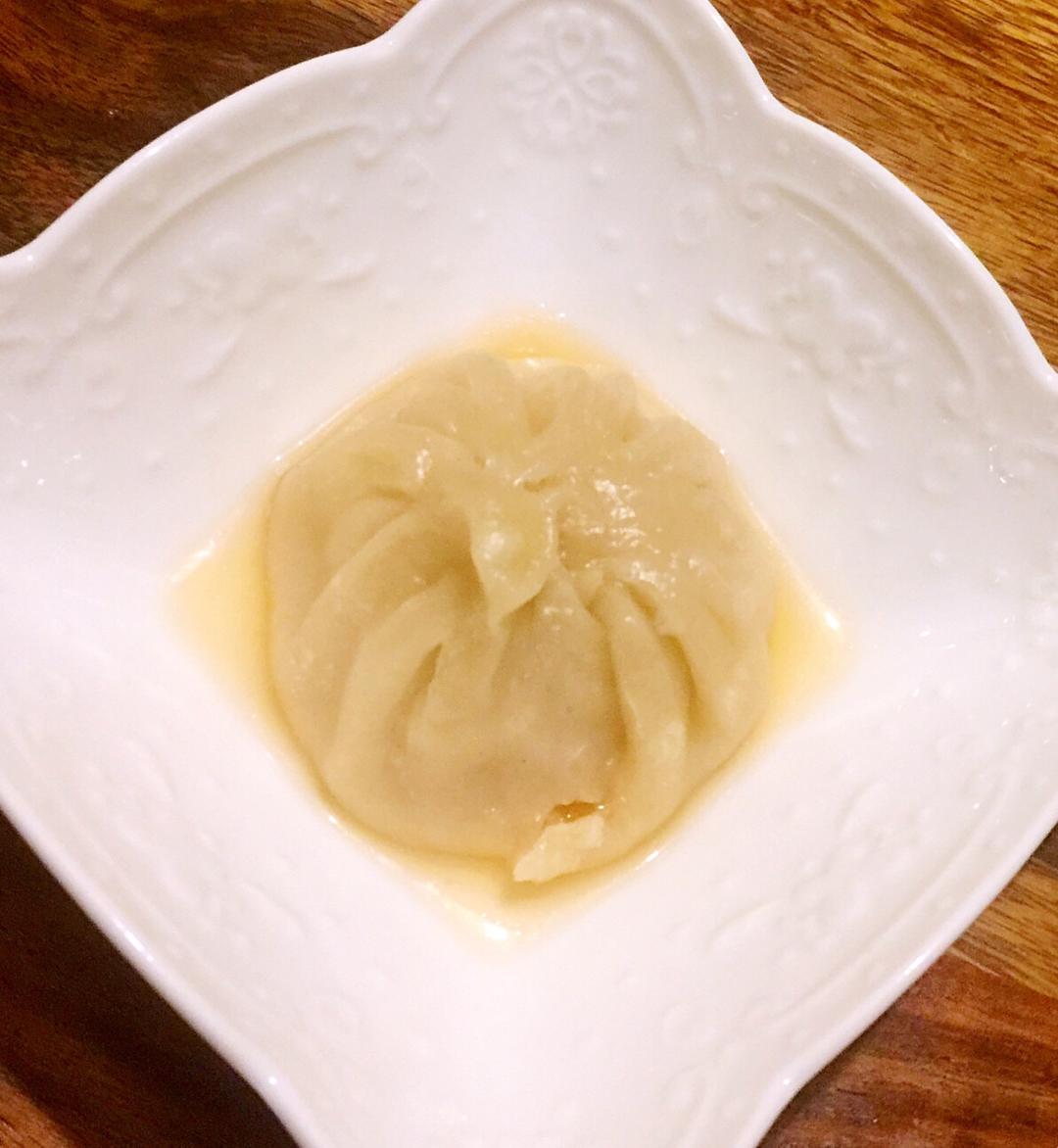 鸡汤小笼包