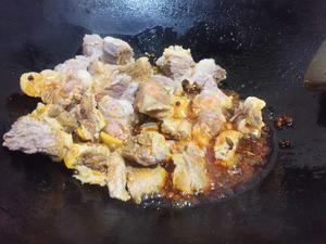 红椒牛肉的做法 步骤4