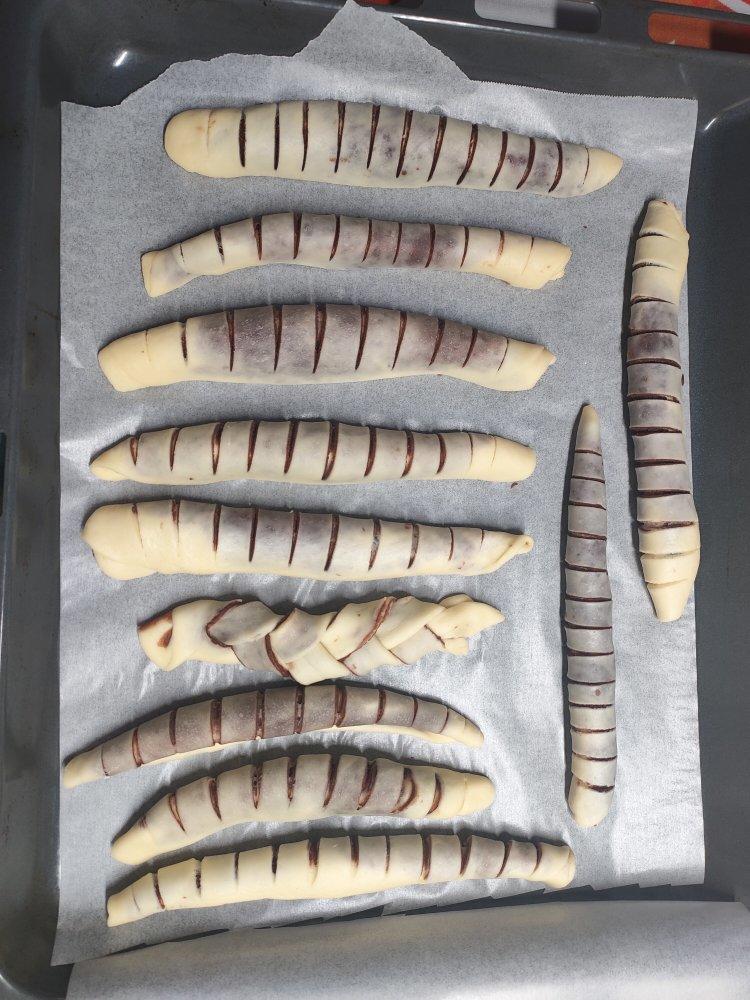 毛毛虫红豆面包