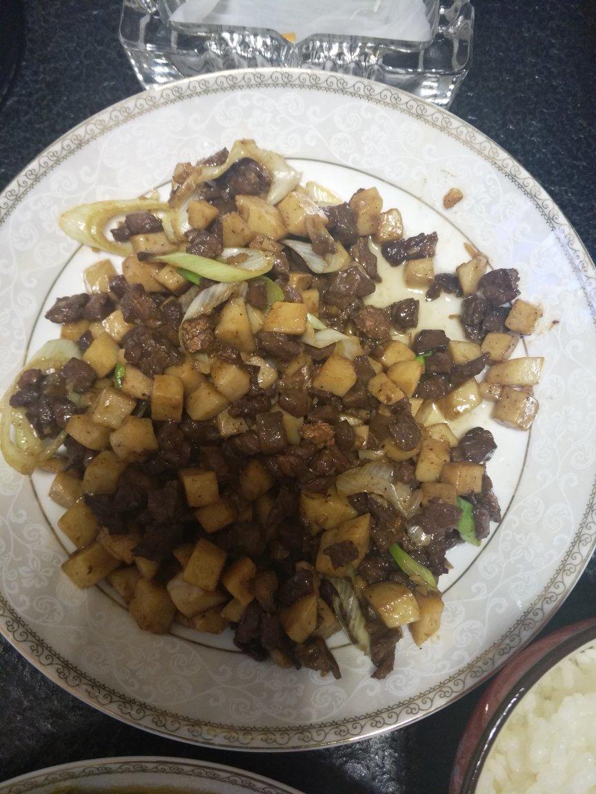 黑椒杏鲍菇牛肉粒