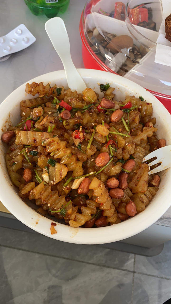 好吃到女朋友再也不会点外卖的天蚕土豆（狼牙土豆也是它）