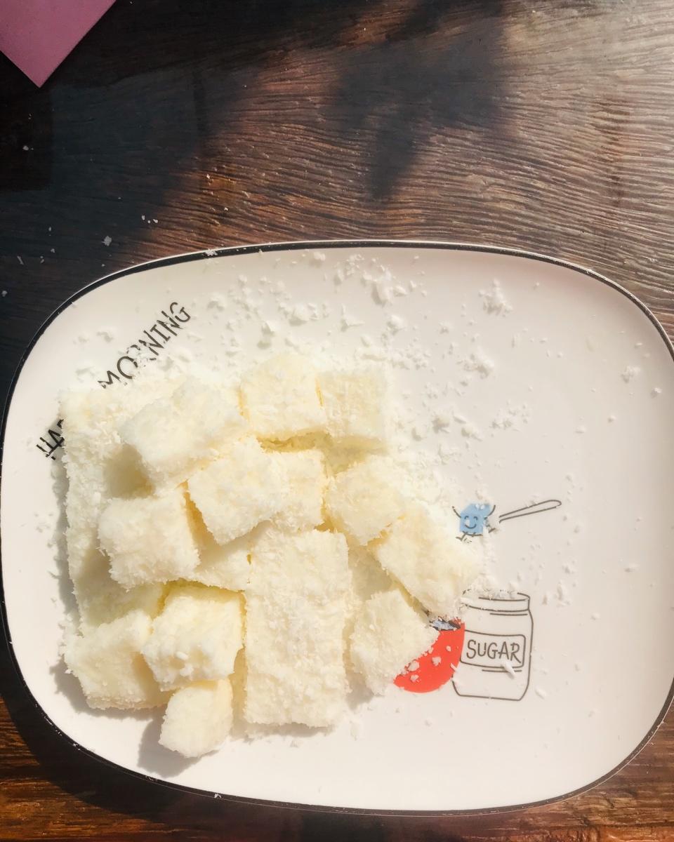 比85℃好吃百倍的椰蓉牛奶小方