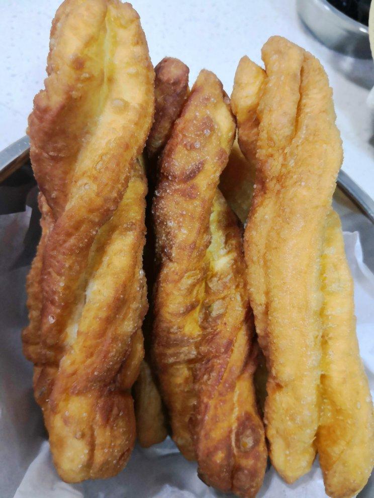 自制无泡打粉油条