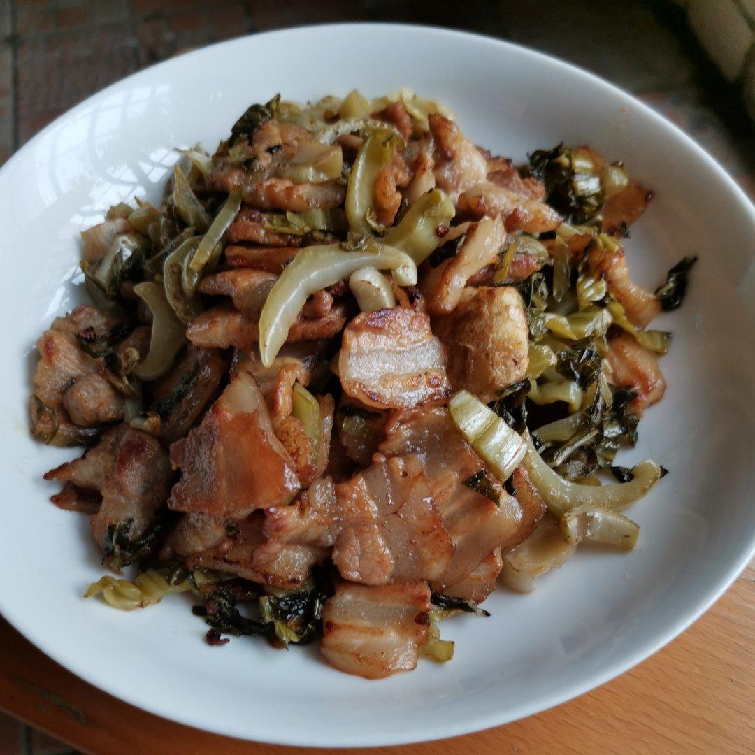 酸菜炒五花肉