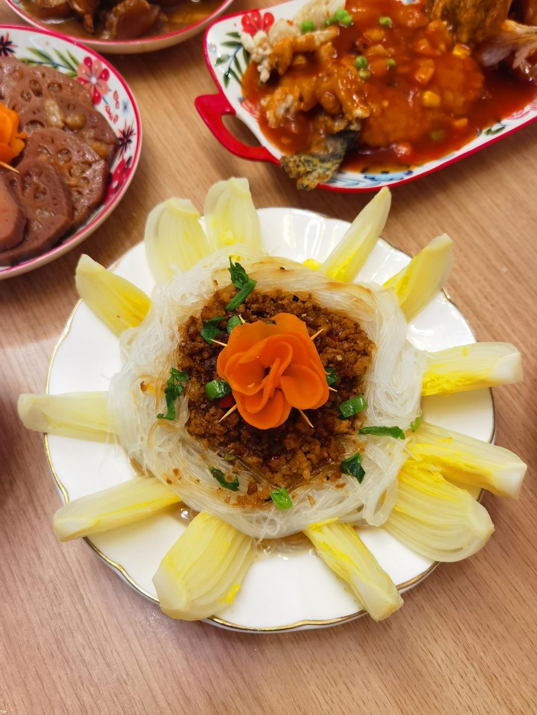 年夜大菜~锦上添花
简单的素菜，也能做出一道高颜值的大菜
