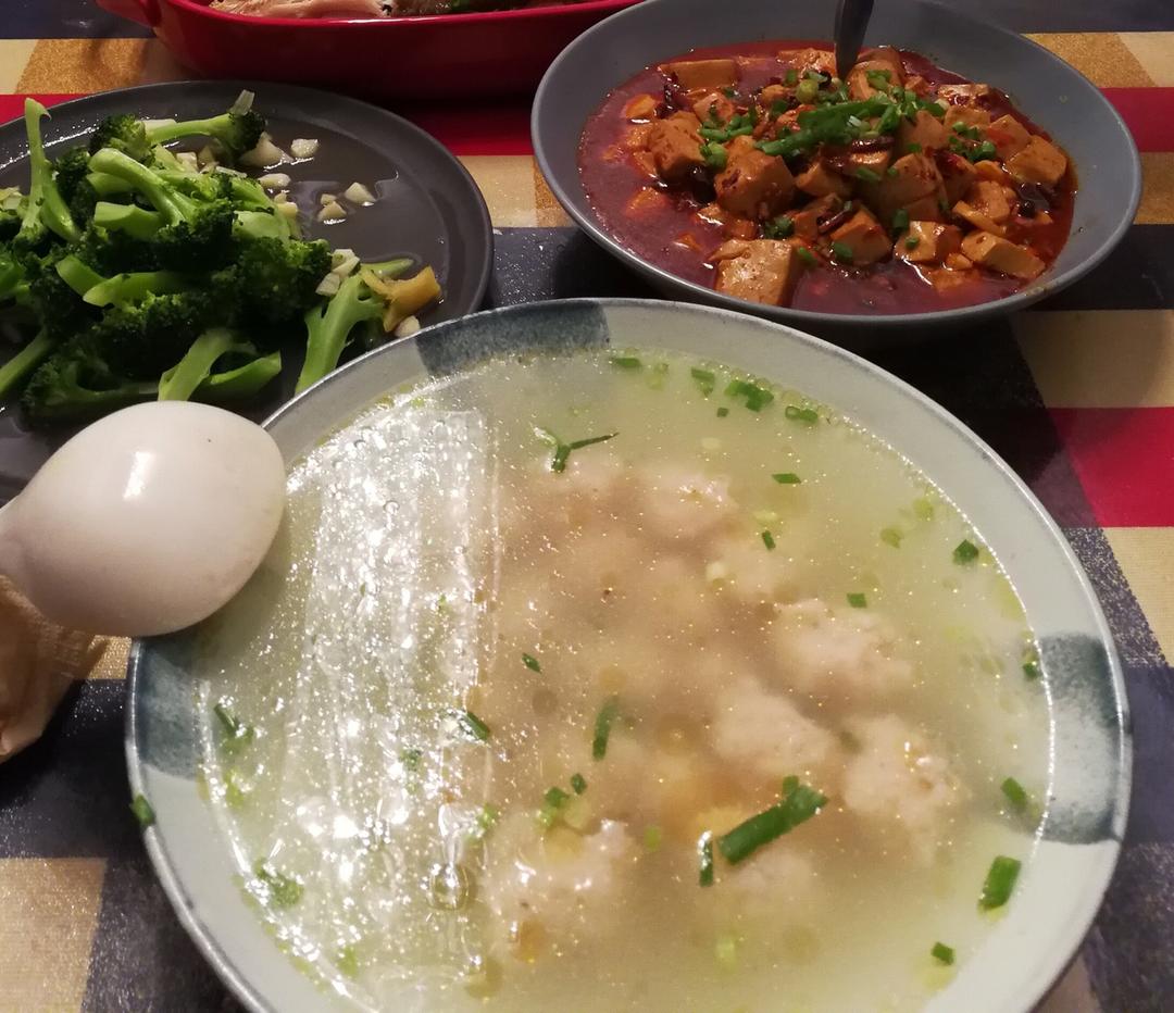 虾滑美味汤~(•̀⌄•́)