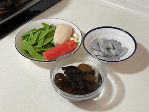 夏季必吃的小炒菜——荷塘月色的做法 步骤1