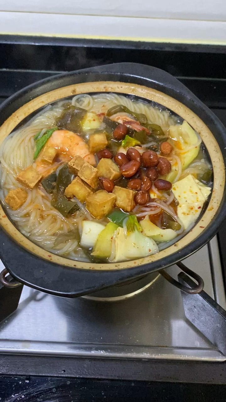 【西安小吃系列】4:麻辣米线（砂锅米线）及红油豆干做法