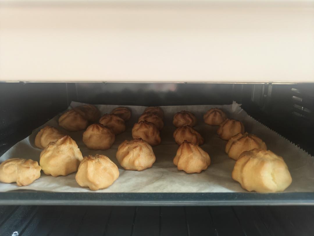 简单易成功的奶油小泡芙做法
