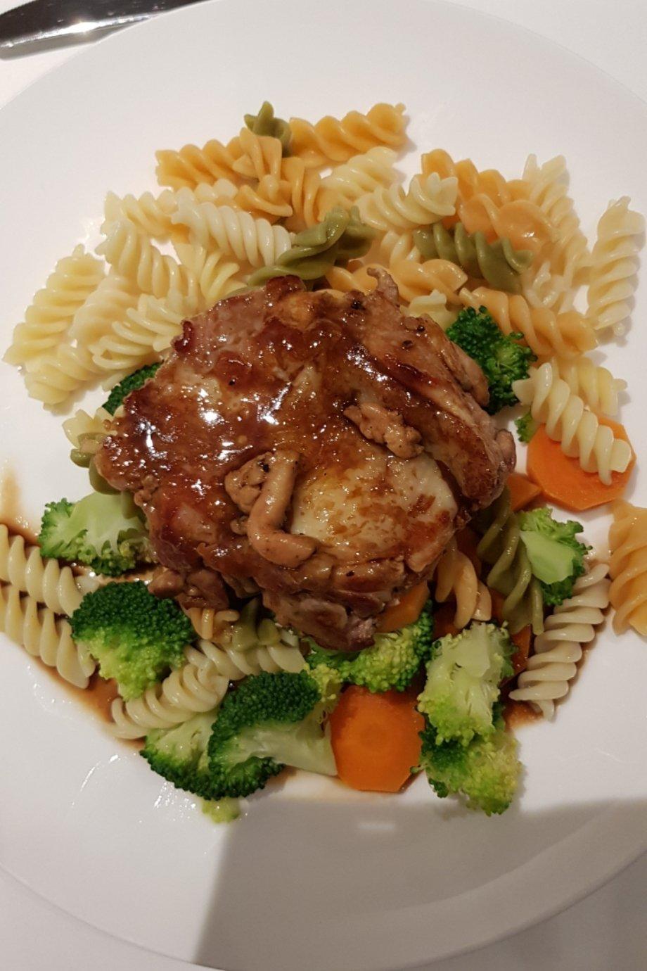 蜜汁照烧鸡肉饭