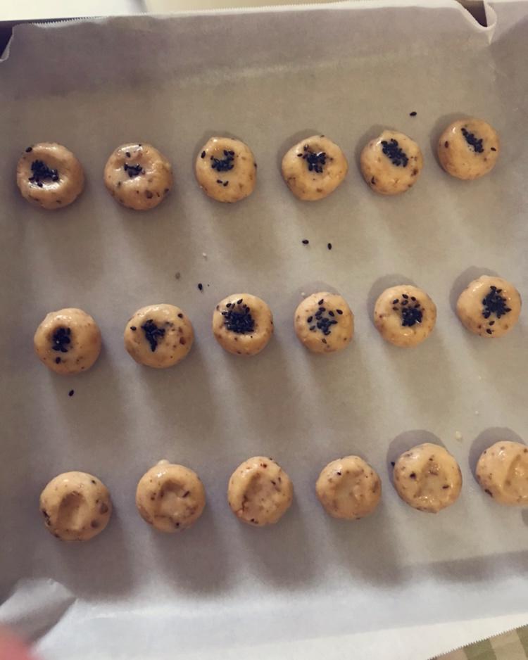 美味花生小小酥