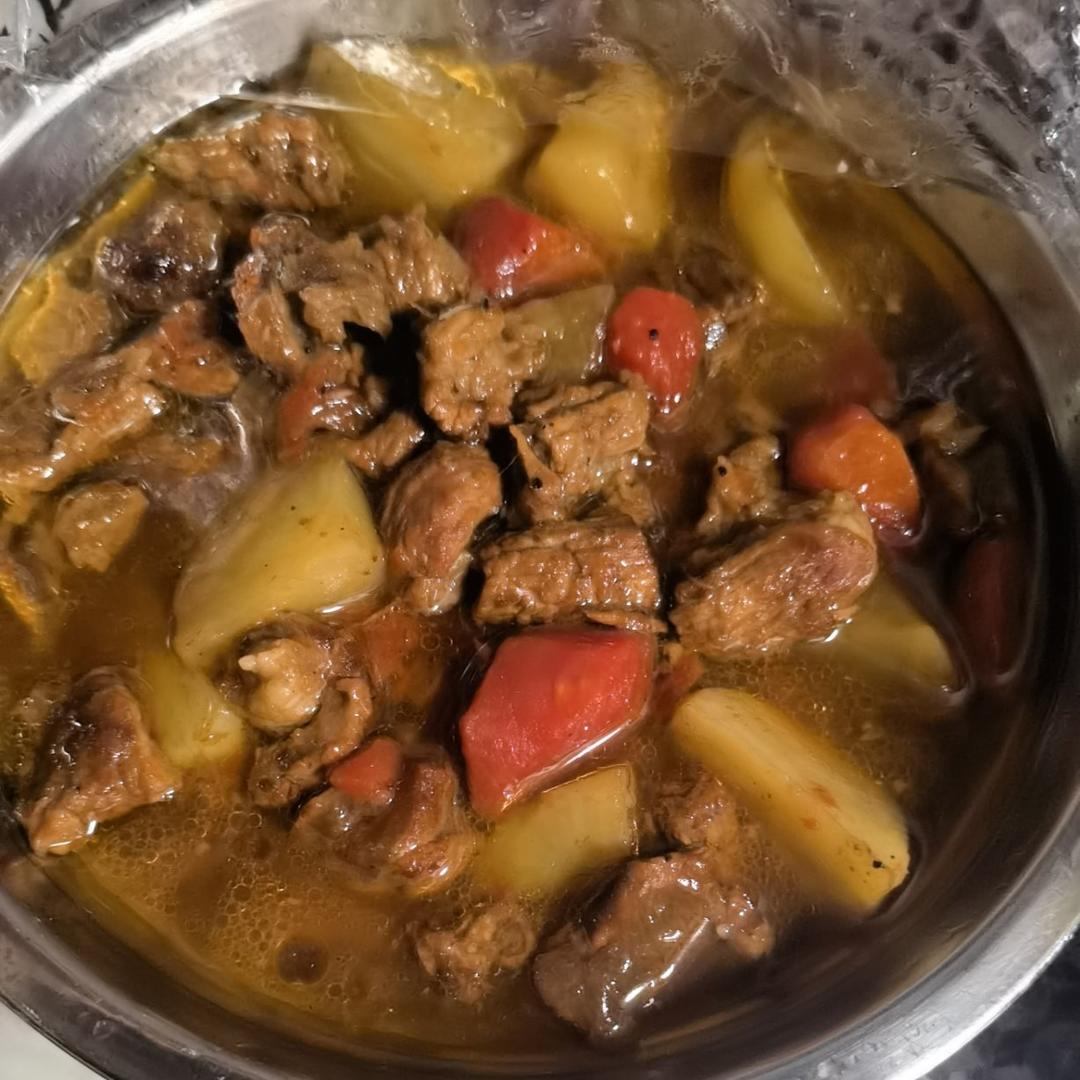 沙沙土豆胡萝卜炖牛肉