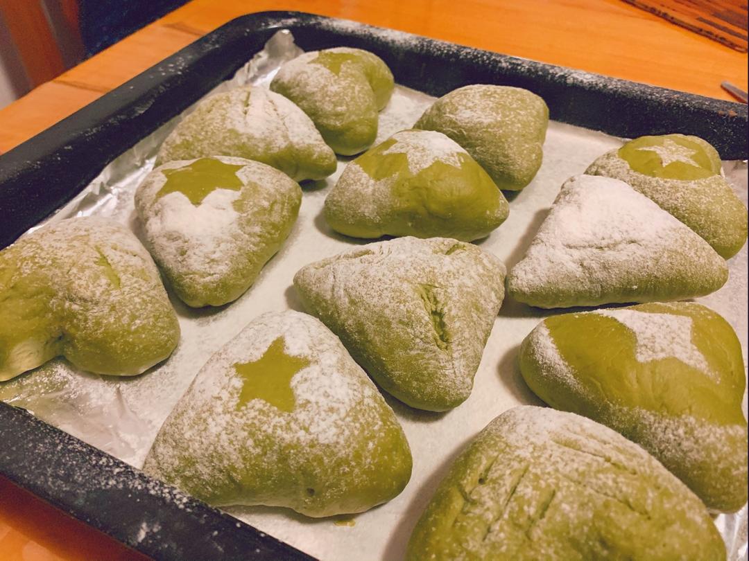 抹茶红豆软面包