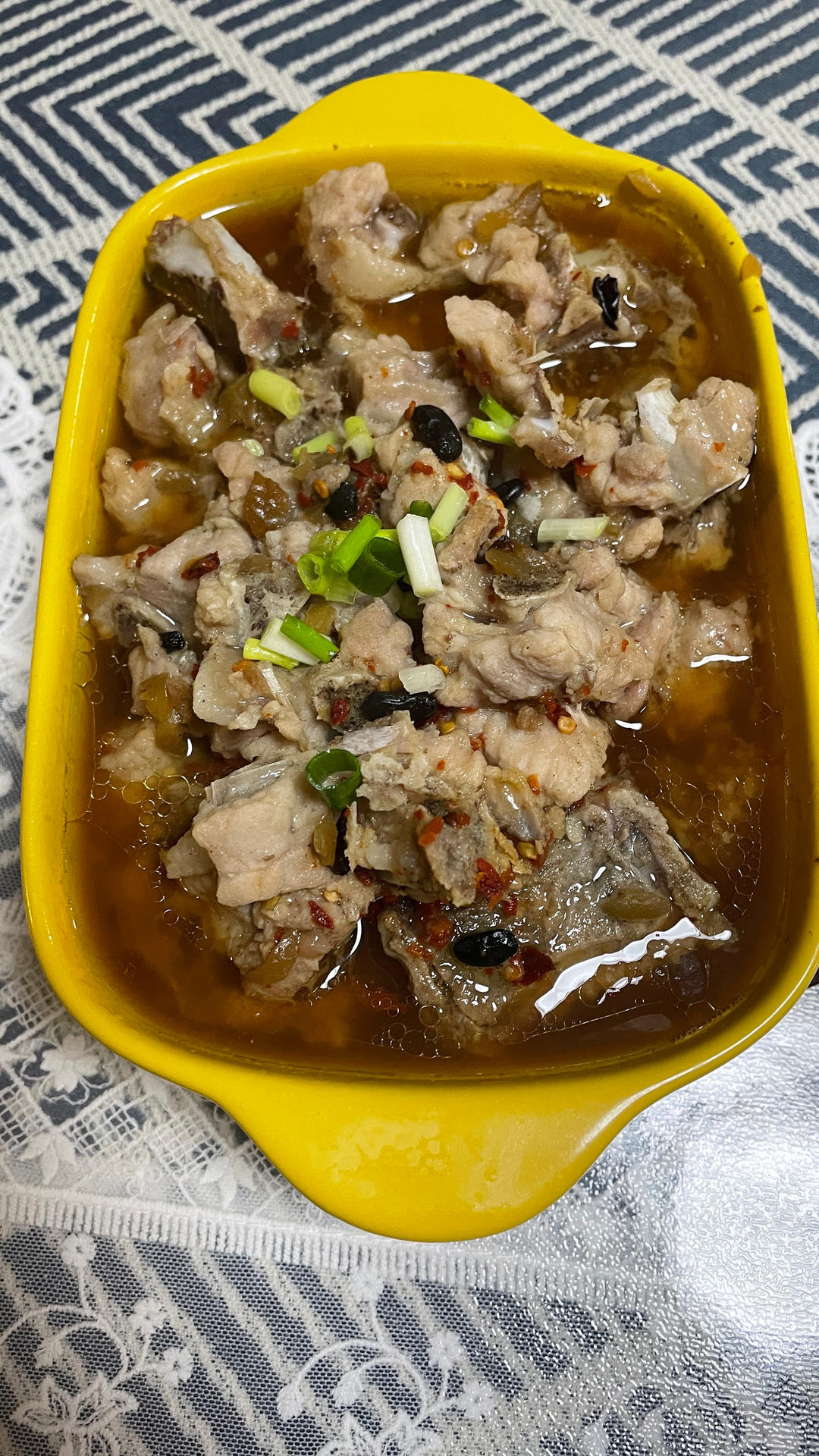 豉香梅子蒸排骨+蒸娃娃菜+肉沫榨菜蒸豆腐【4月北鼎蒸炖锅食谱】