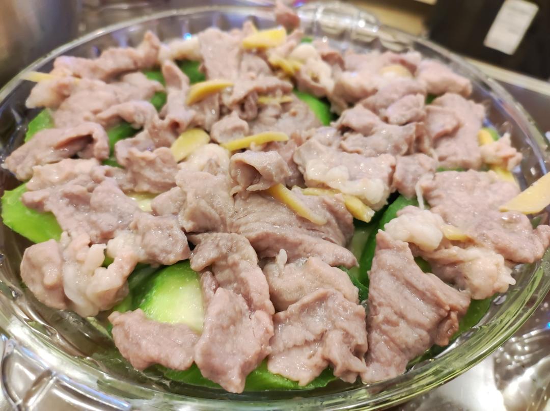 夏日清爽不油腻—丝瓜蒸肉片