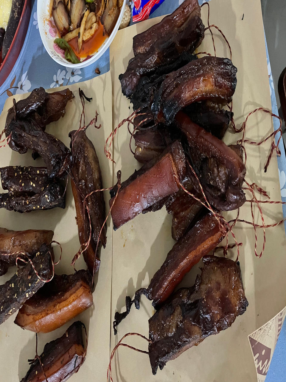 家常自制烟熏腊肉