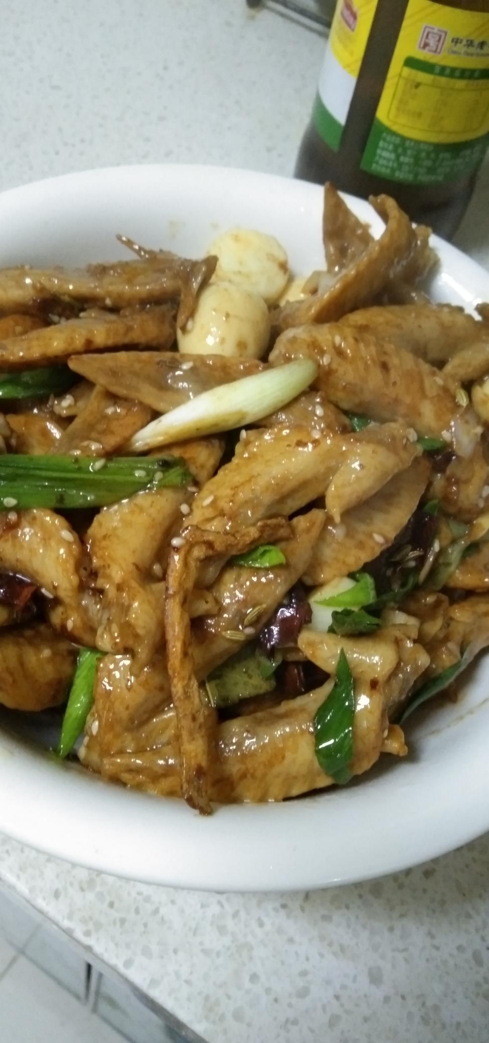 简单烧鸡翅尖＋蛋