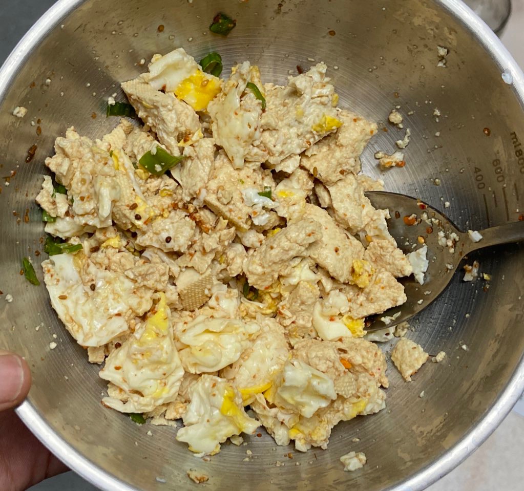 懒人超快手减脂餐，三分钟就可以做好的鸡蛋拌豆腐的做法