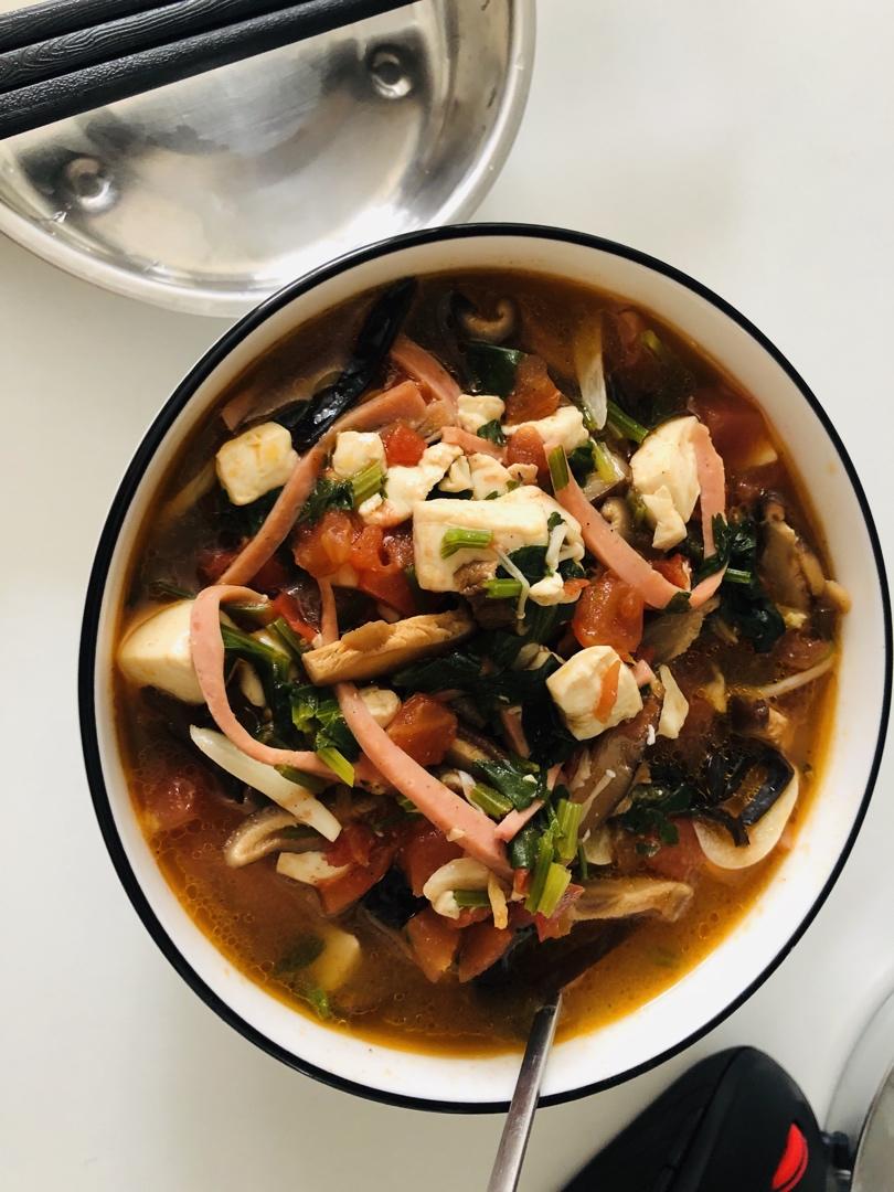10分钟就能搞定的低脂酸辣汤❗好喝又开胃