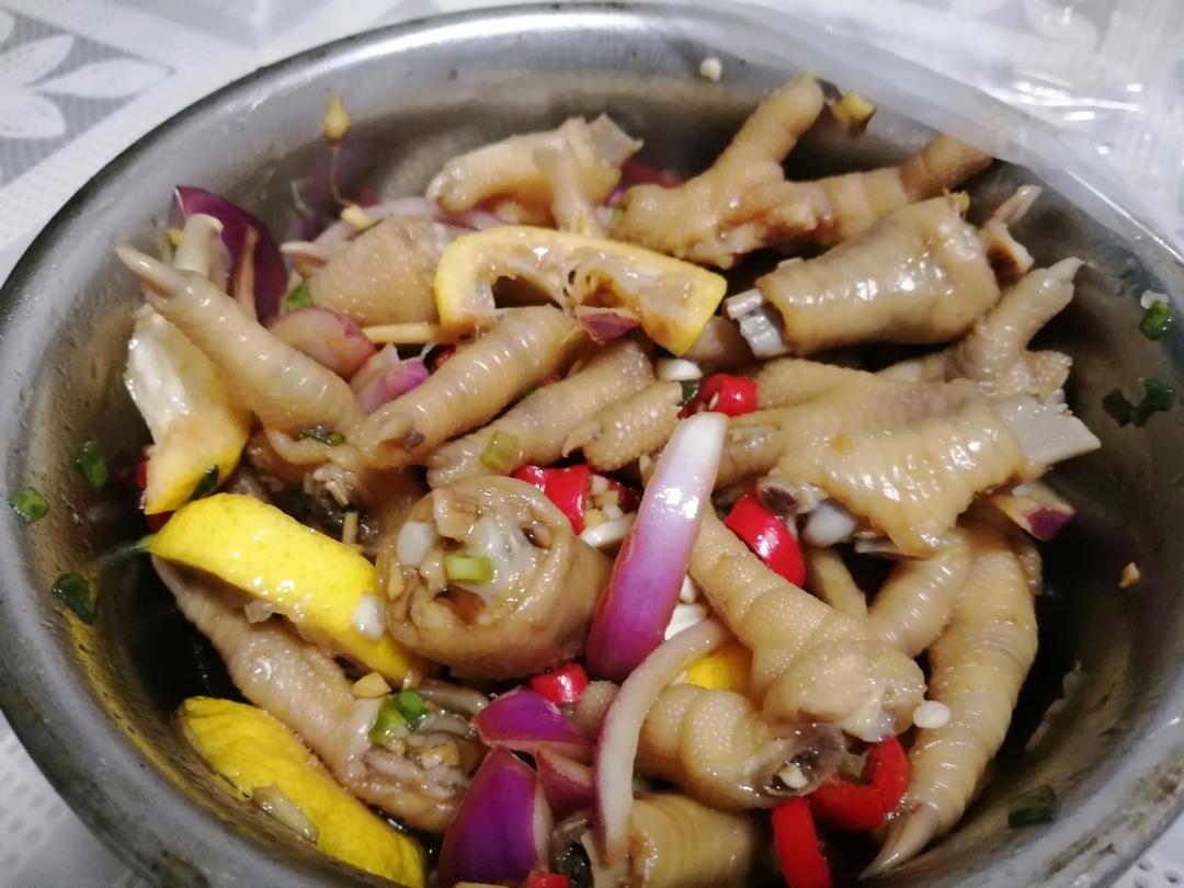 【柠檬酸辣鸡爪】自制超级无敌美味的网红鸡爪
