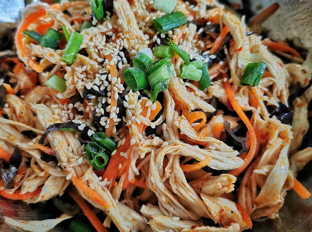 减脂健身｜凉拌手撕鸡丝（香辣&麻油版）