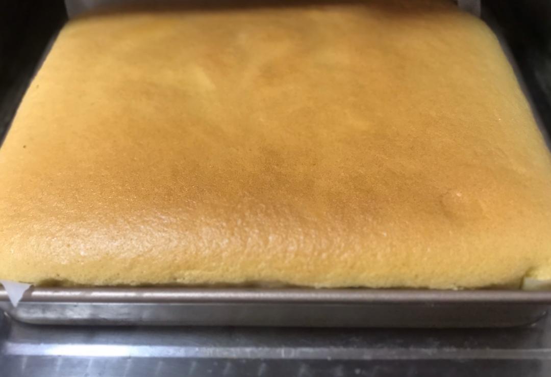 简单易成功的古早蛋糕 戚风蛋糕