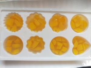 黄桃果冻的做法 步骤2