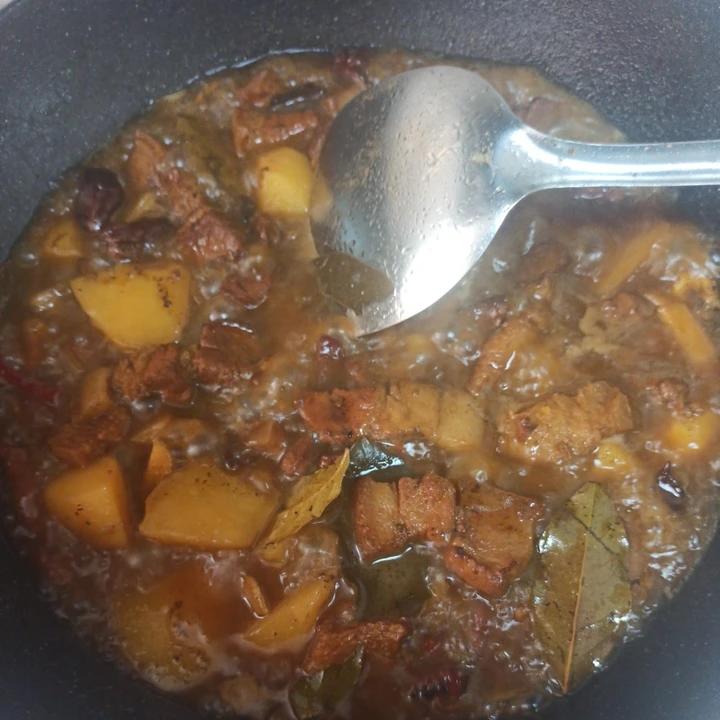 不焯水不放油的家常红烧肉