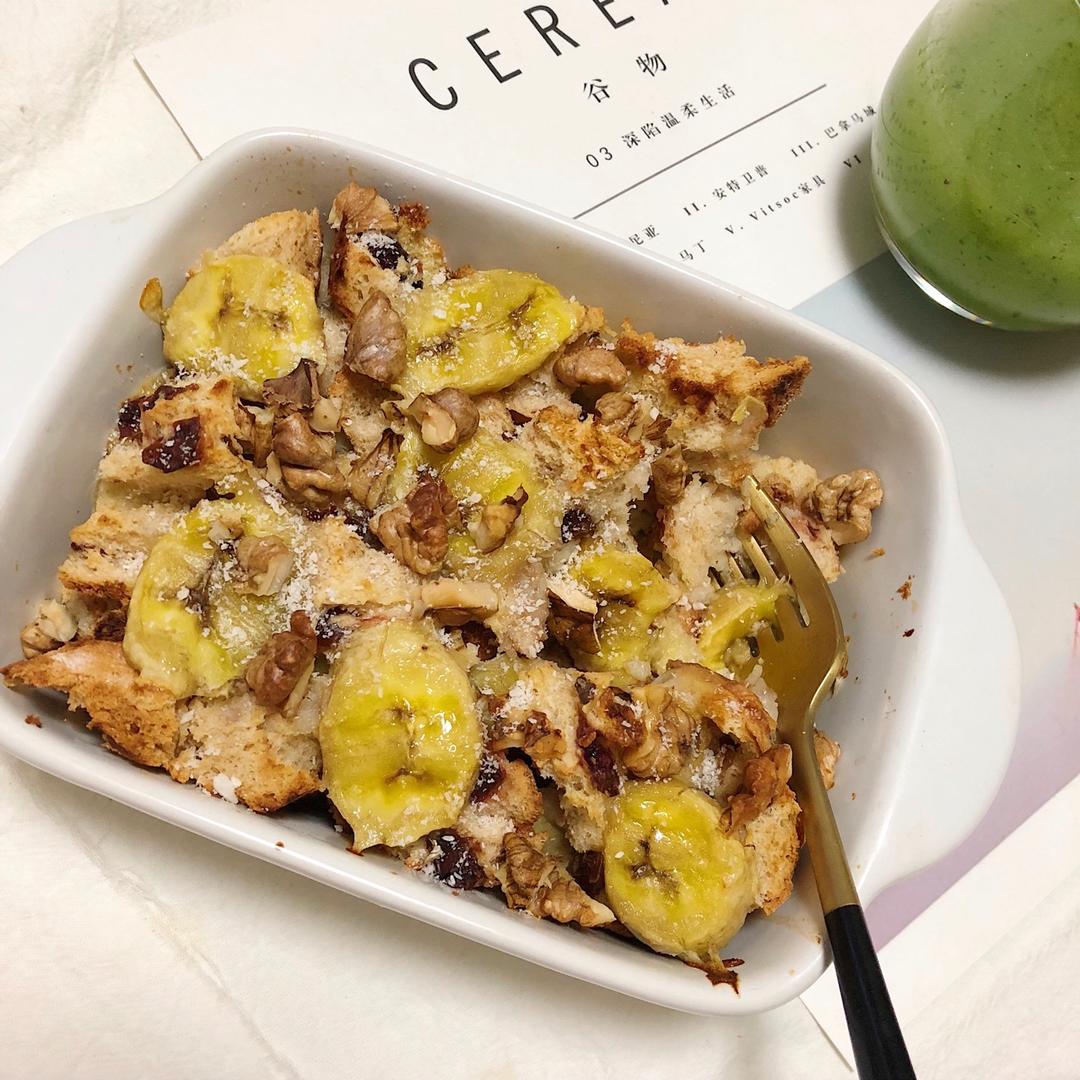 快手早餐面包布丁 | 消耗剩余吐司及淡奶油的好方法