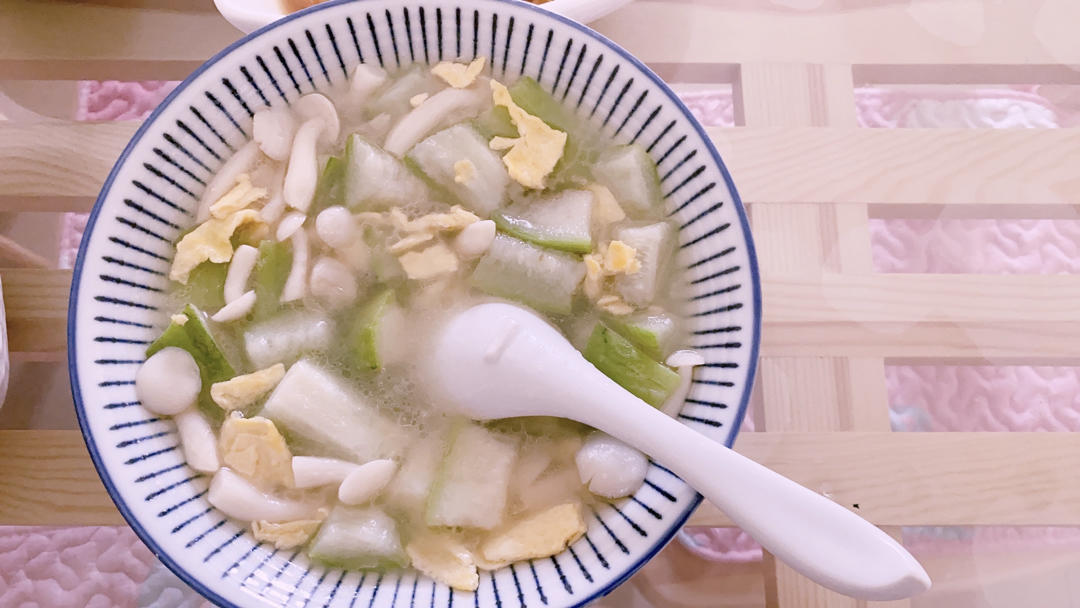 鲜美到哭的丝瓜蛋汤