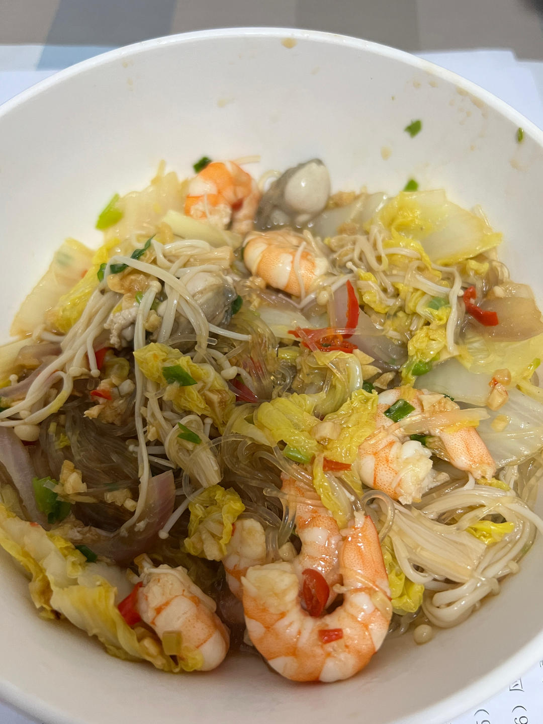 隔壁邻居闻到都馋哭了的生蚝粉丝煲