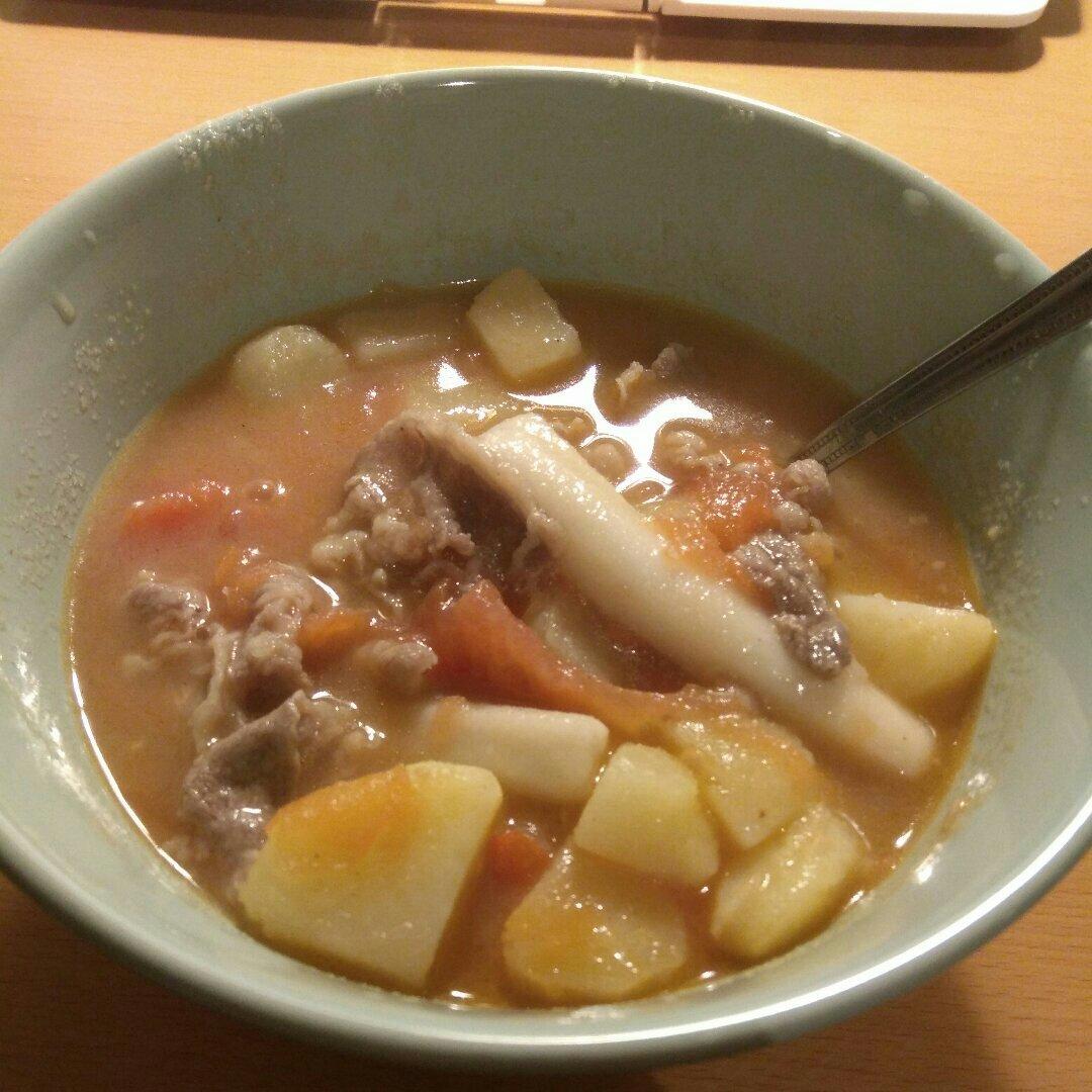 番茄土豆肥牛锅