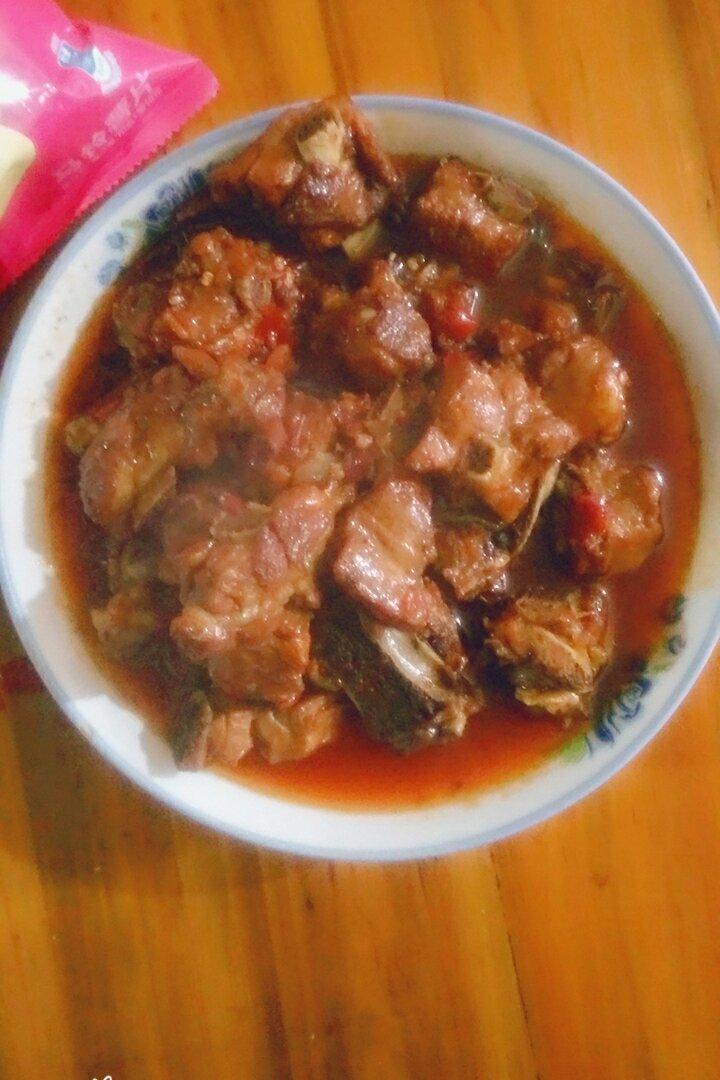 蒜蓉辣酱烧排骨