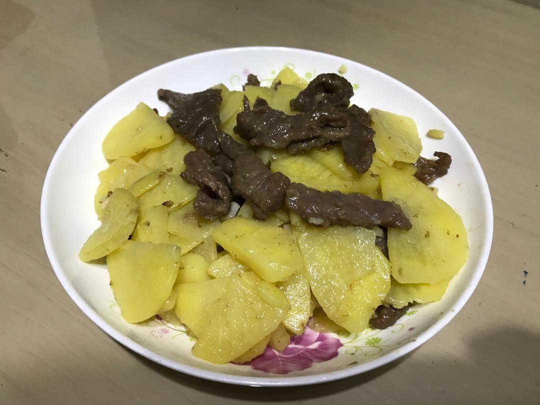 土豆炒牛肉
