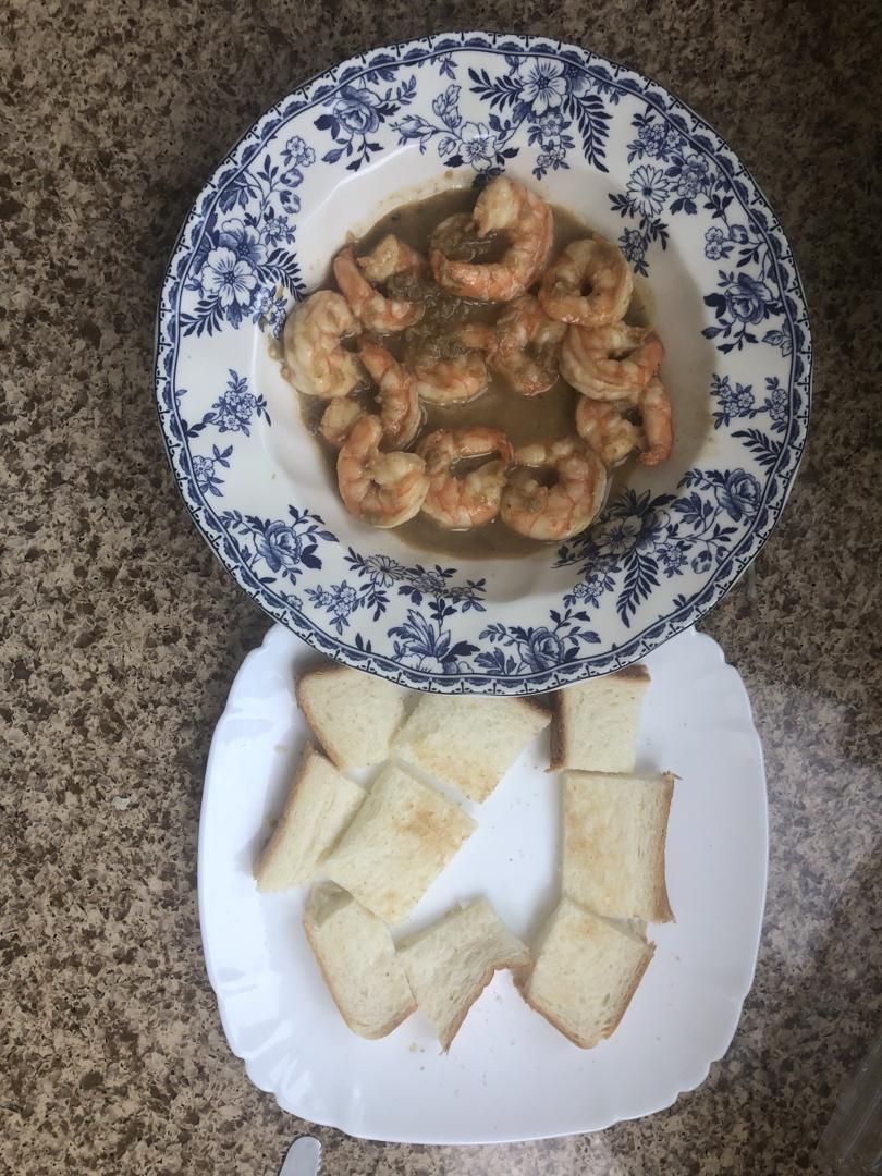 蒜香黄油虾Shrimp Scampi