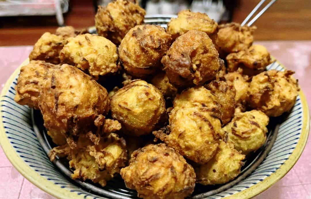 萝卜丸子，蓬松暄软凉了不硬，面糊调制是关键