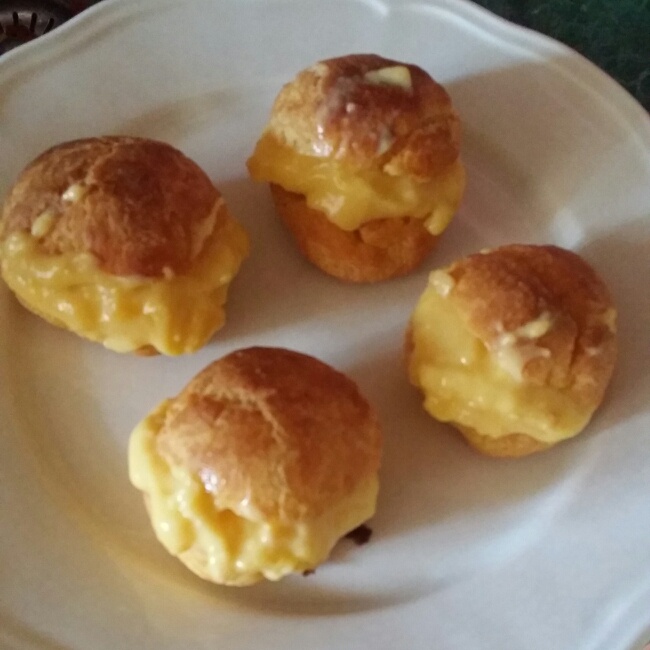 小山进——调皮的摇滚泡芙