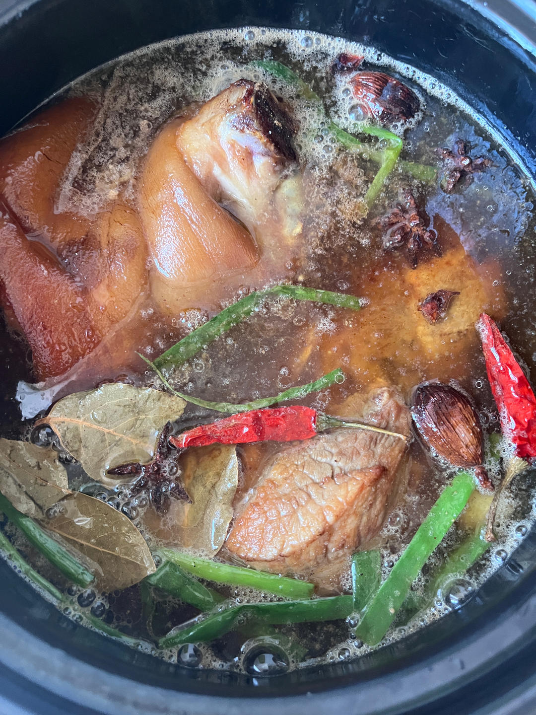 高压锅猪肘超好吃做法！