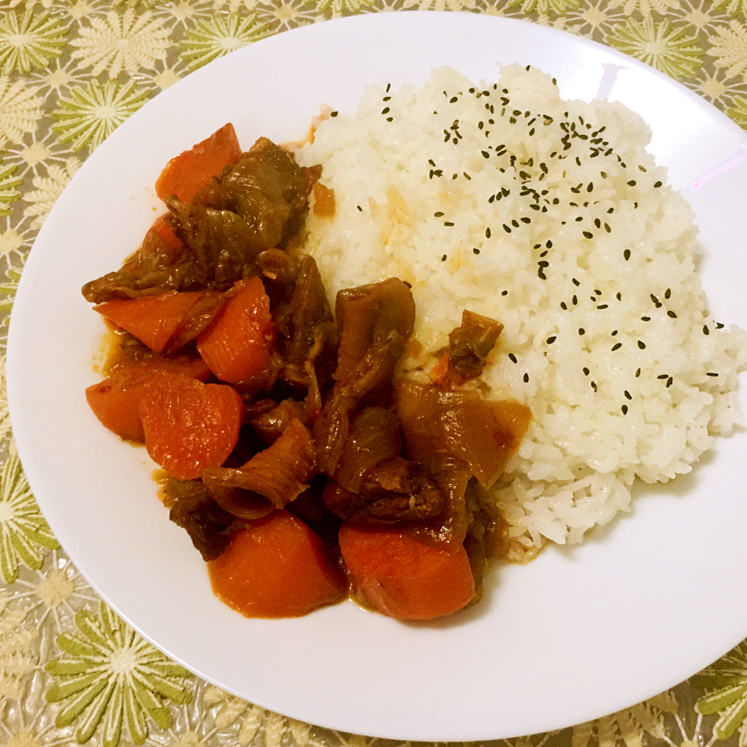 胡萝卜土豆烧牛腩